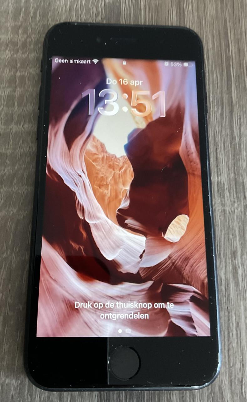 IPhone SE 2020 64GB – nette staat – werkt perfect