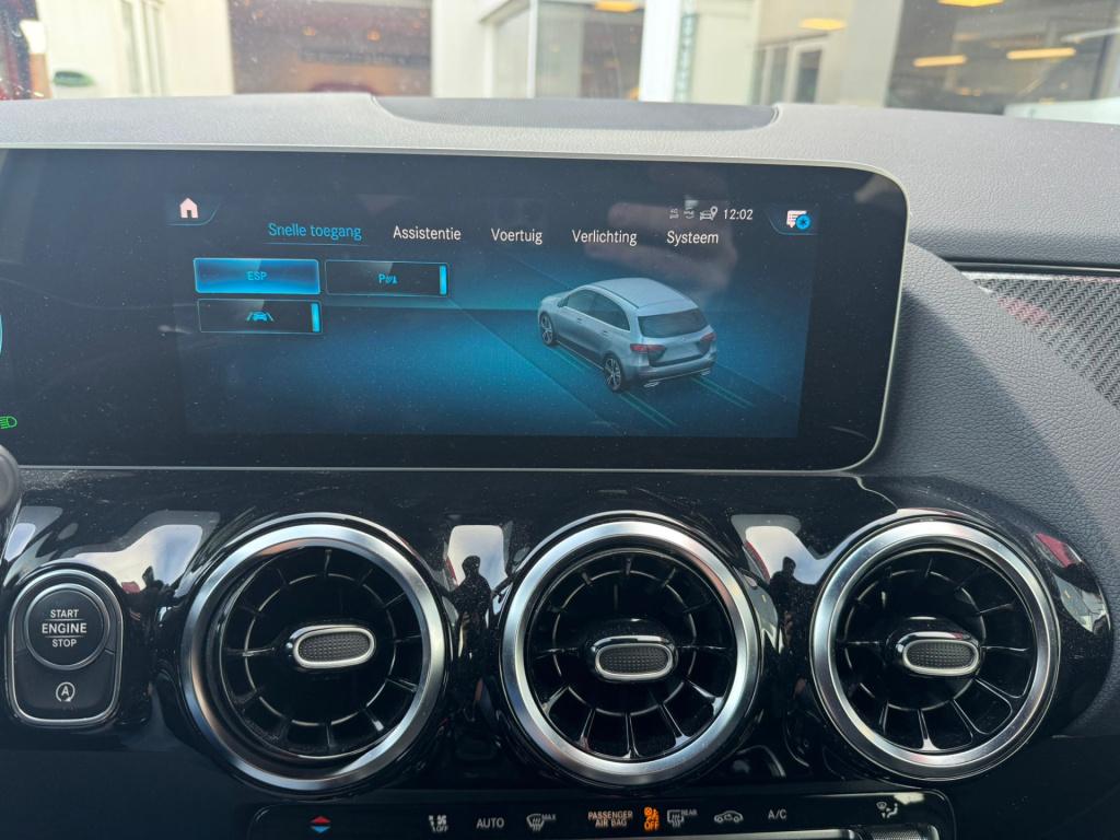 Mercedes-Benz B-Klasse 180 business solution amg