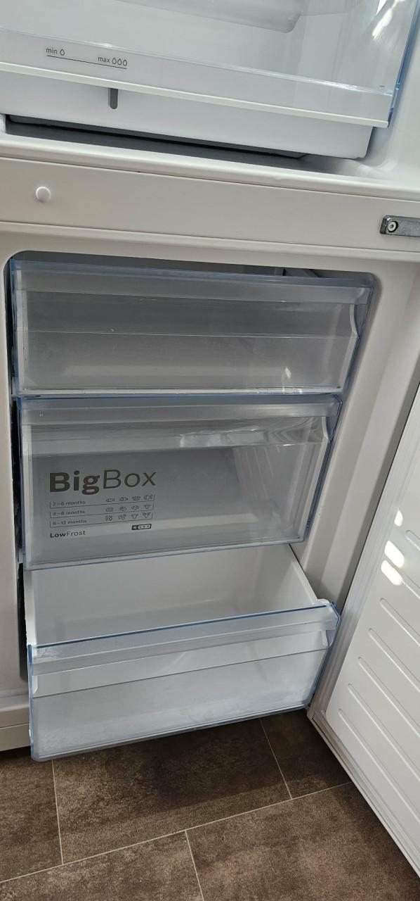 Bosch koel-vriescombinatie KGV33VW31S in prima staat