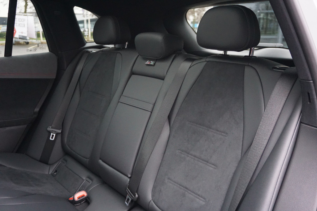 Mercedes-Benz Eqe suv 350 + l amg line 91 kwh mbux 2024 l airmatic l achter