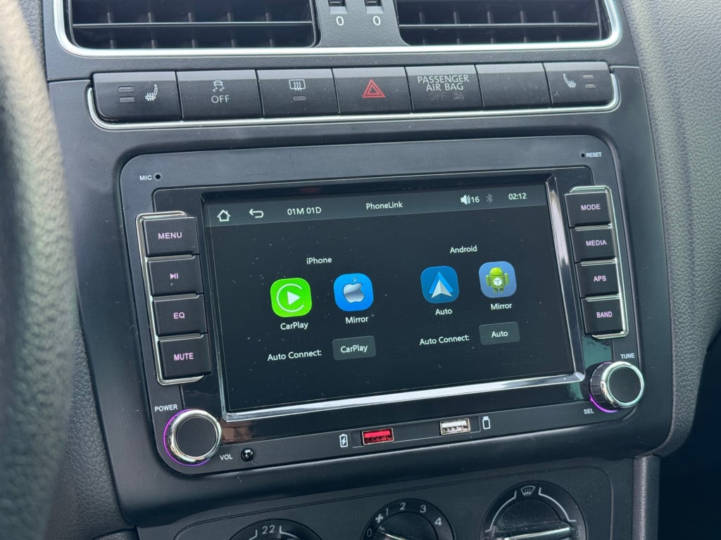 Volkswagen Polo 1.4-16v r-line * carplay * pdc * airco