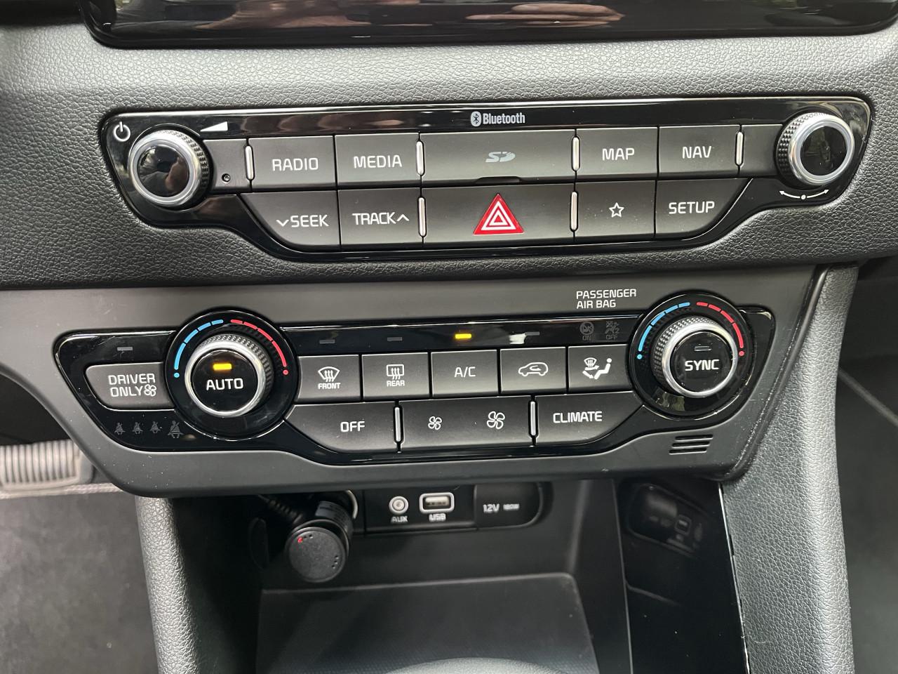 Kia Niro Hybride 2018 Executive Trekhaak/Dashcam enz. Mooi.