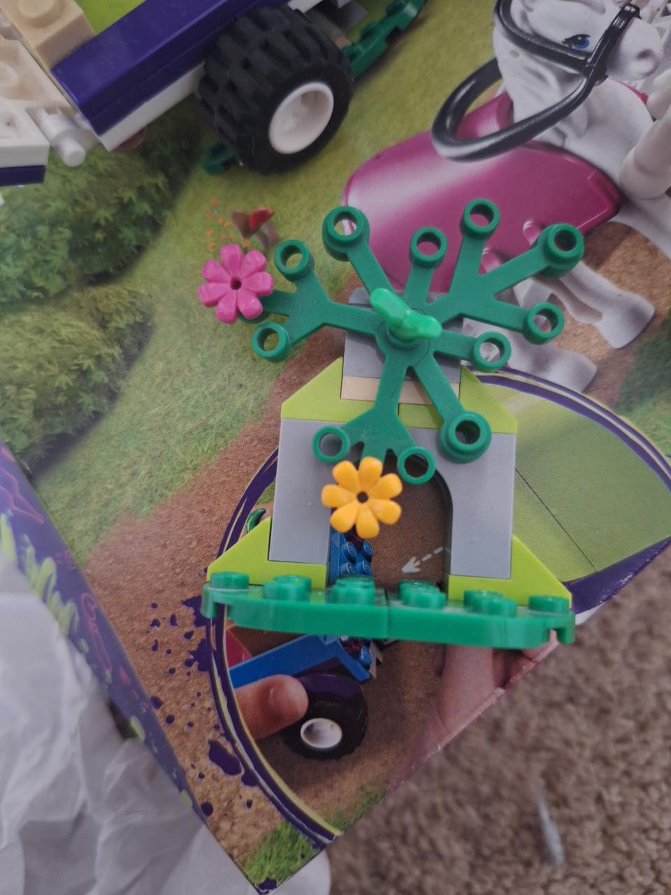 Lego Friends 41371, Mia's Paardentrailer, Leeftijd 6+