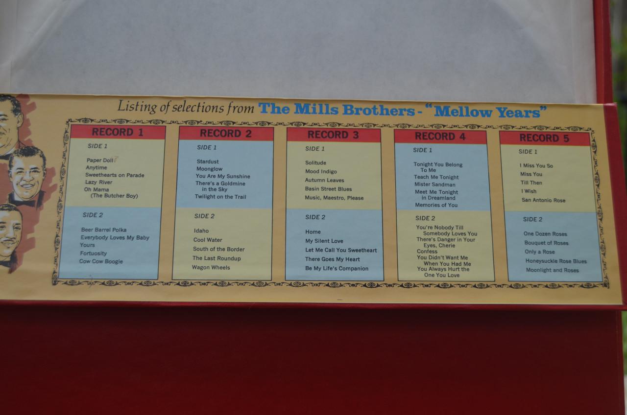 Prachtige Boxset, 5 LP's Mills Brothers