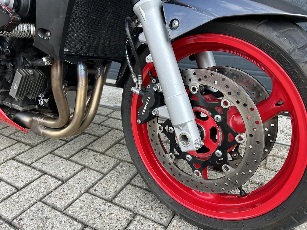 Suzuki GSR600 uit 2010 met slechts 9147 km!!, LeoVince/TopBlocks €3650,-