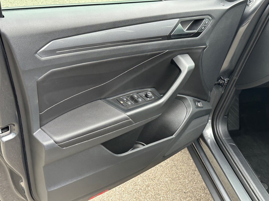 Volkswagen T-roc 1.5 tsi 150pk dsg style carplay | camera | keyless | elek.