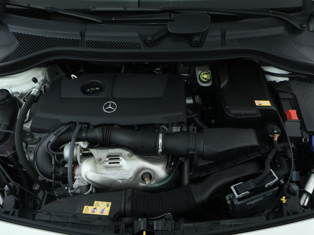 Mercedes-Benz B-Klasse 180 amg night edition plus keyless go | leer | panor