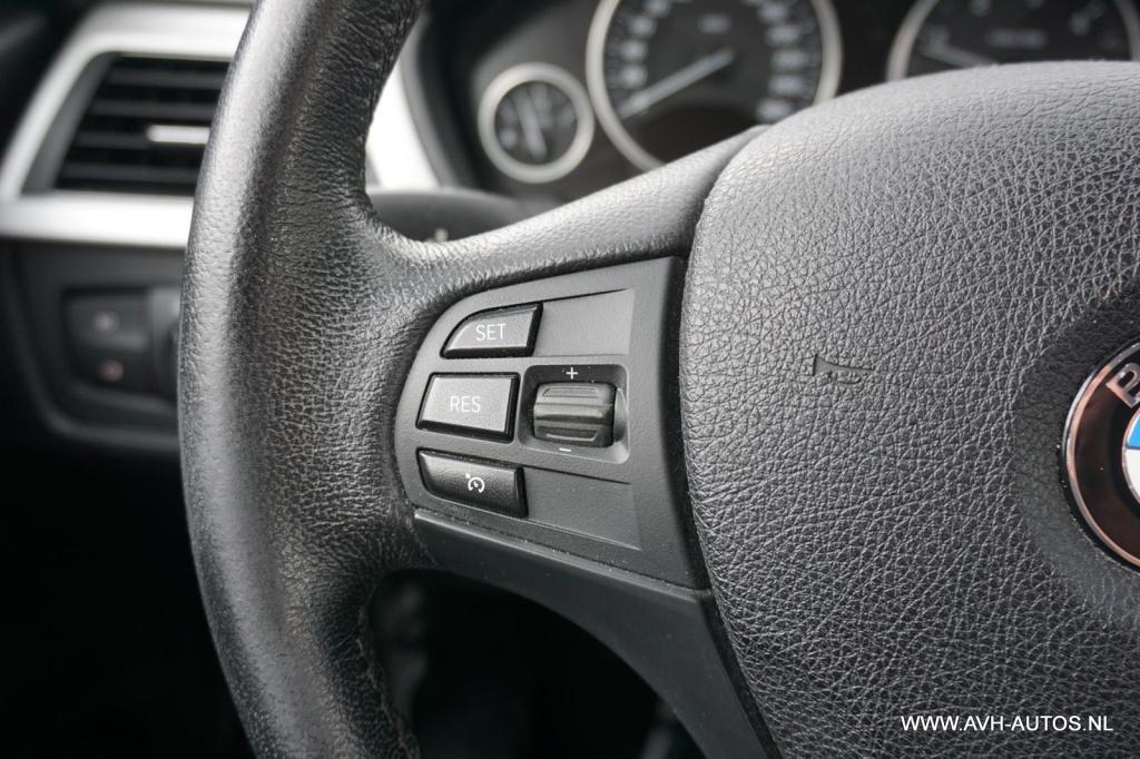 BMW 3-serie touring 318d executive