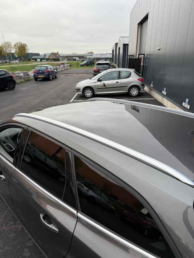 Ford Focus 1.0 - titanium edition