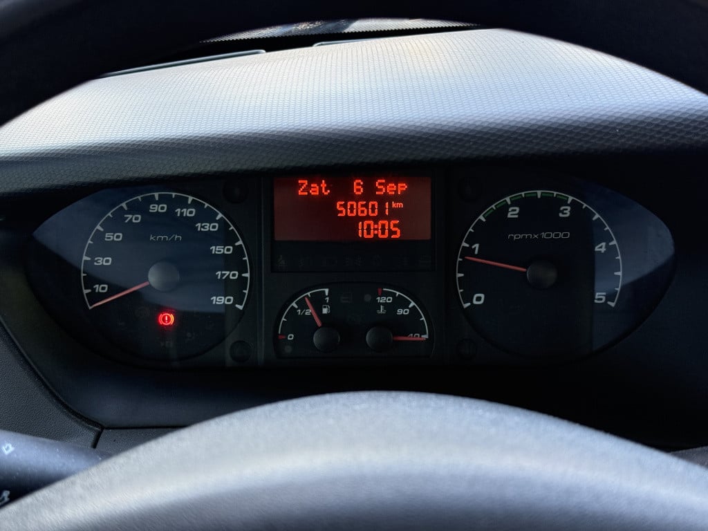 Iveco Daily 40c17 be open laadbak kipper | 5660kg laadverm. | dubbel lucht 