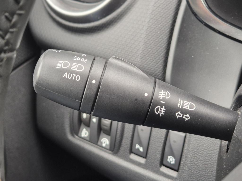 Renault Clio tce 90 limited climate control, navigatie, bluetooth, trekhaak