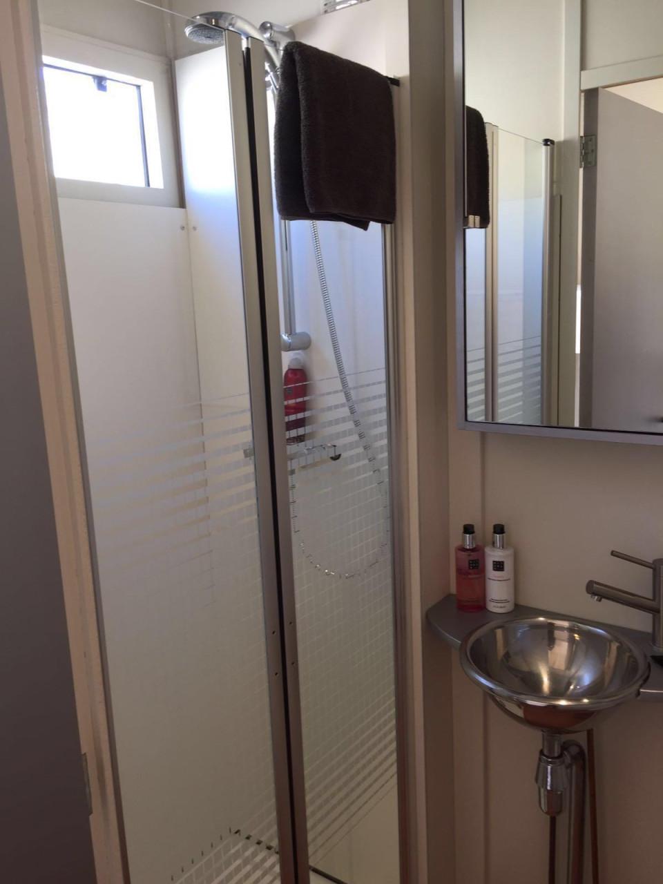 Slaapstrandhuisje te huur