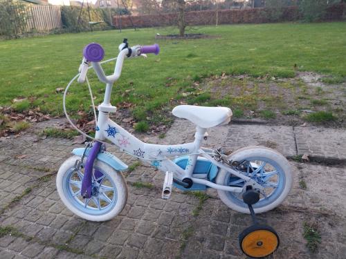 12 inch fiets met zijwieltjes