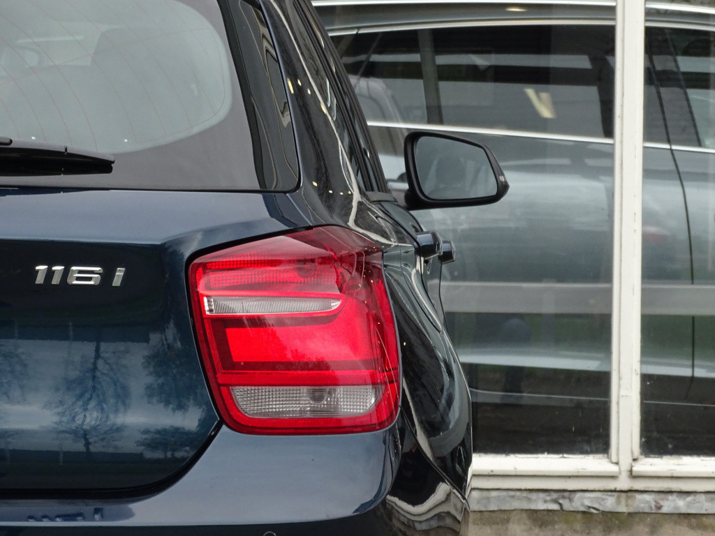BMW 1 Serie 116i ede business | navi  bi-xenon | bluetooth