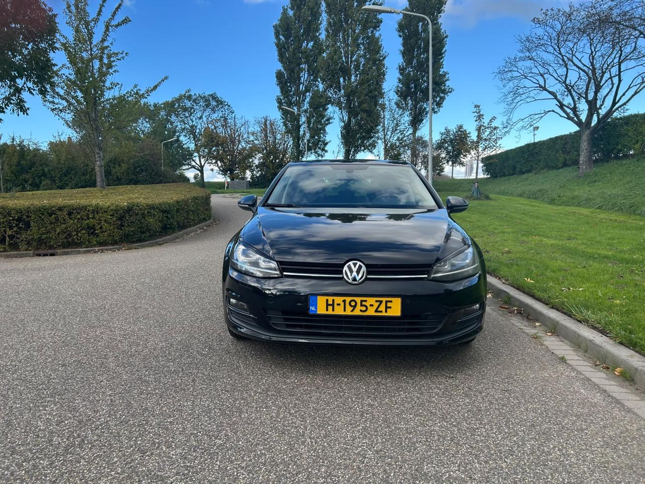 MC Meerman Classics bied in consignatie aan een nette VW Golf 7 Cup Edition