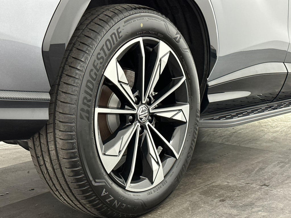 MG Hs mg phev 1.5 luxury | op = op voorraad voordeel | plug-in hybride | 7 