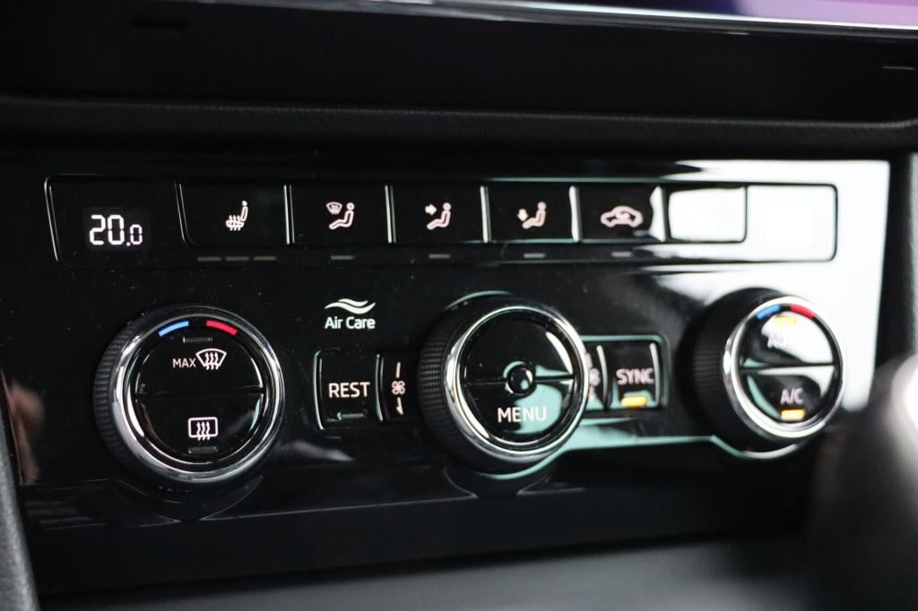 Skoda Superb combi 1.4 tsi act style business