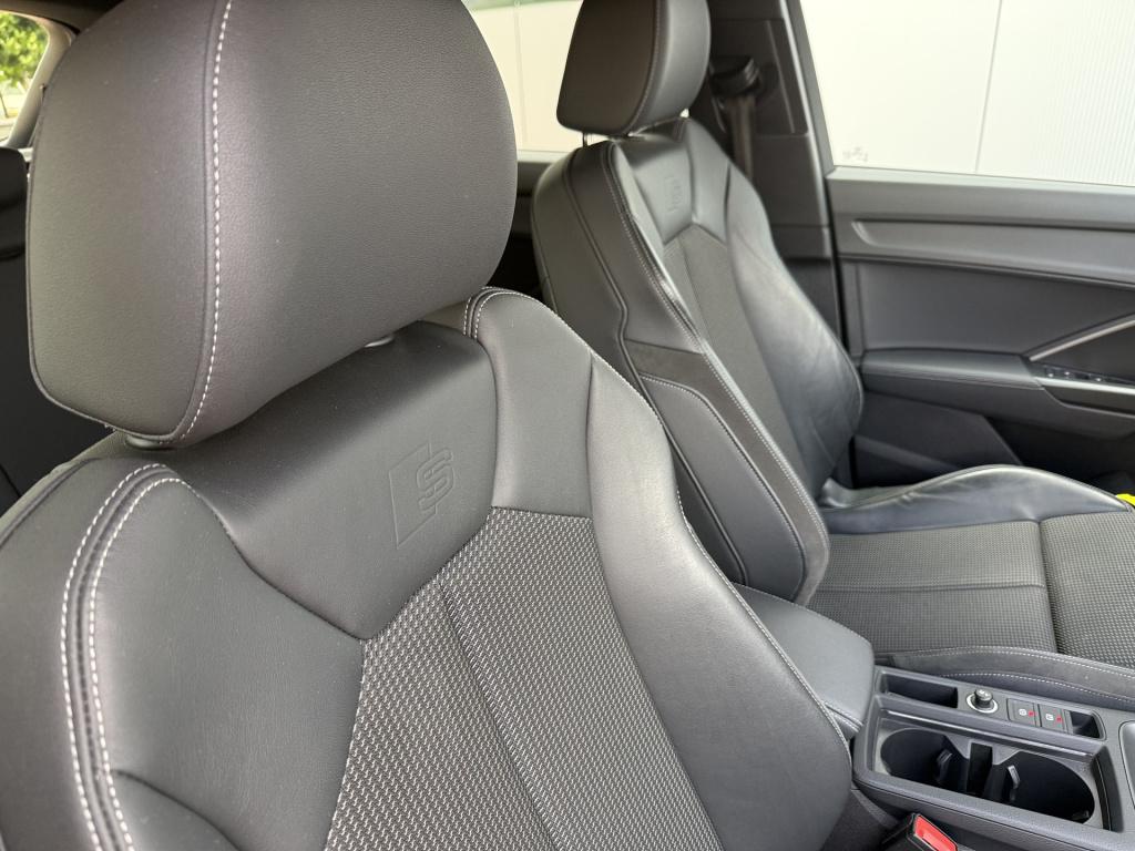 Audi Q3 45 tfsi e hybrid 245pk s edition s-line | keyless | camera