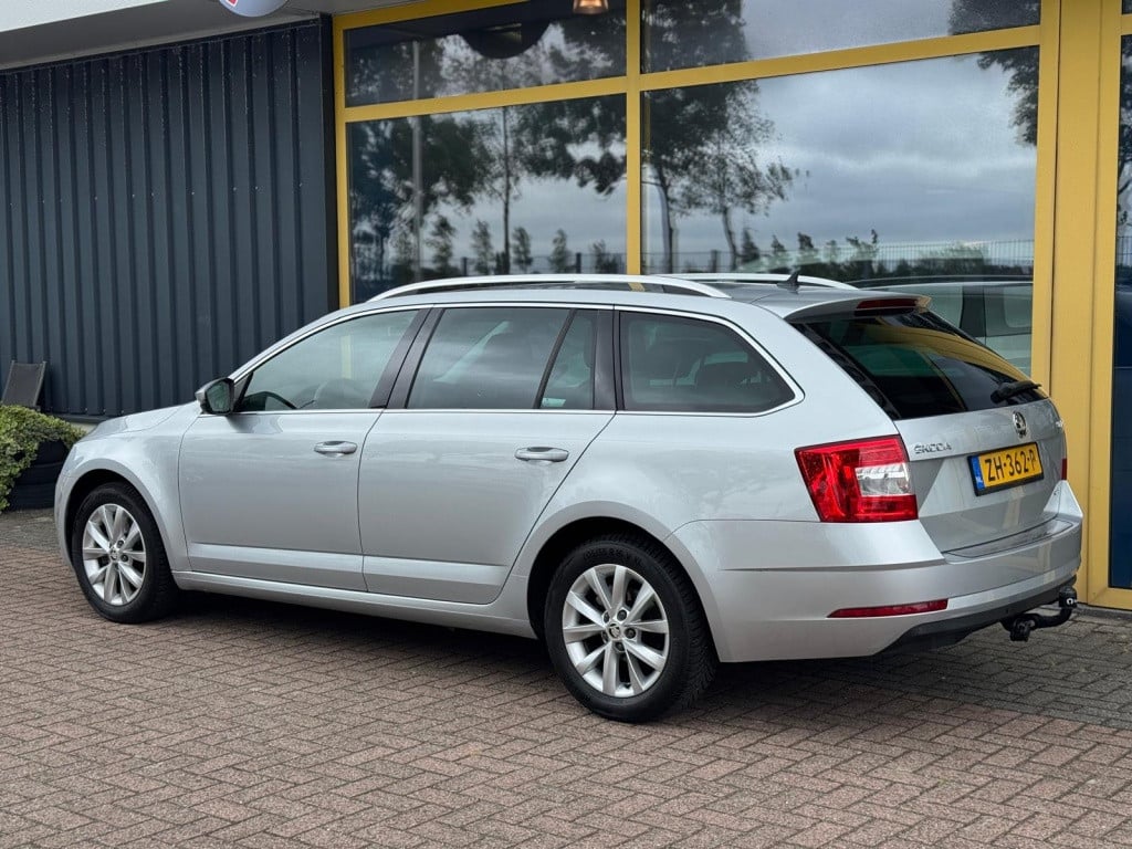 Skoda Octavia combi 1.0 tsi grt amb. bns