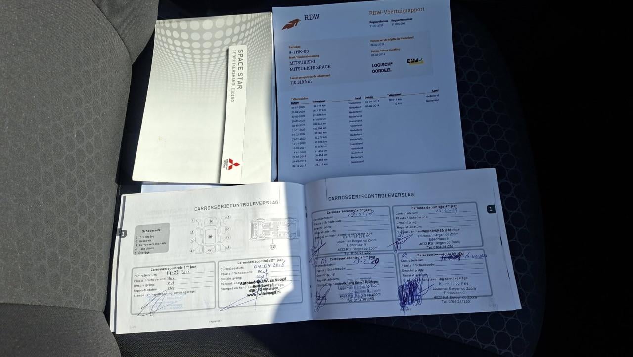 Mitsubishi  SPACE STAR 1.0 Inform 5deurs bj:2014 airco 110.000km i.z.g.st