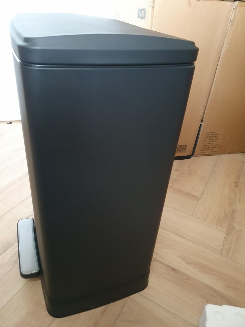 Bayt Prullenbak 50L Pedaalemmer Zwart | Nieuw | Klein deukje