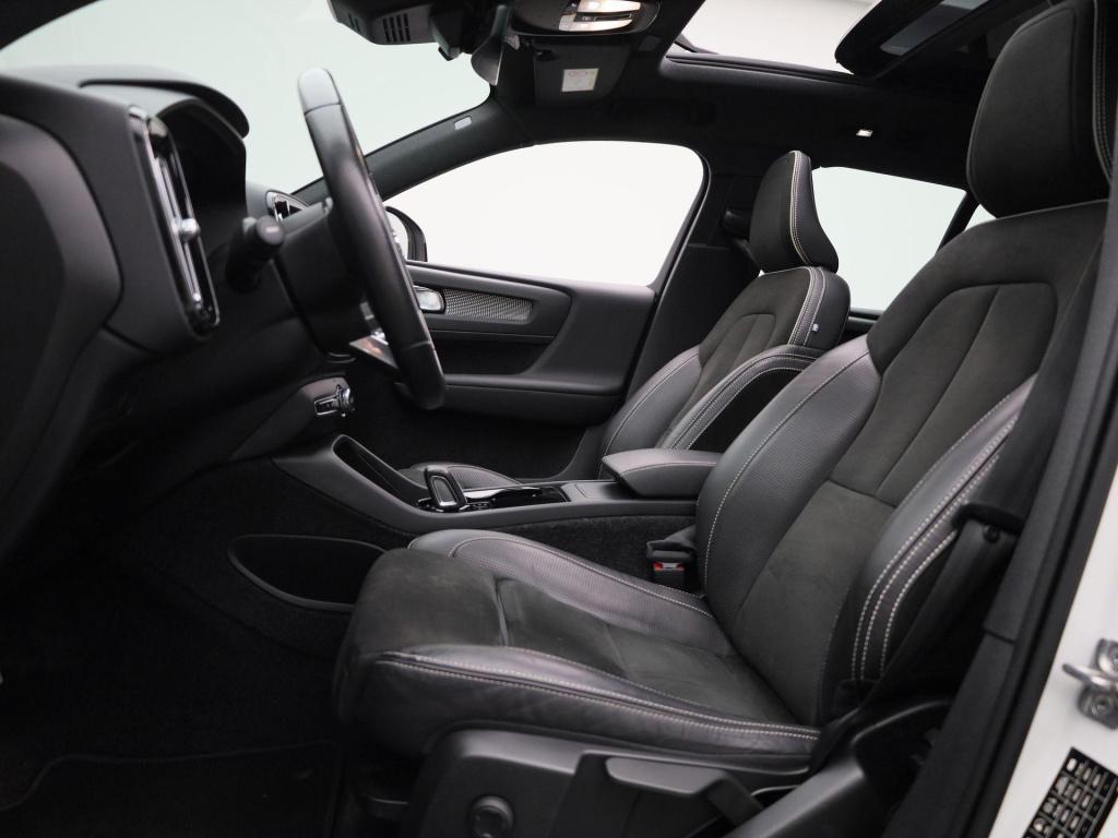 Volvo XC40 recharge p8 awd | automaat | panoramadak | apple carplay / andro