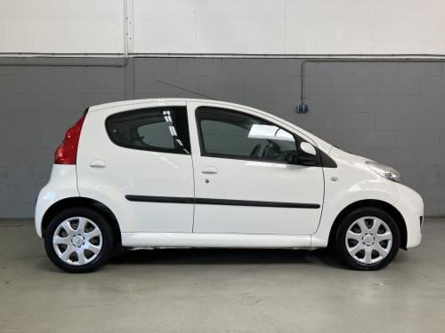Peugeot 107 1.0-12V XS