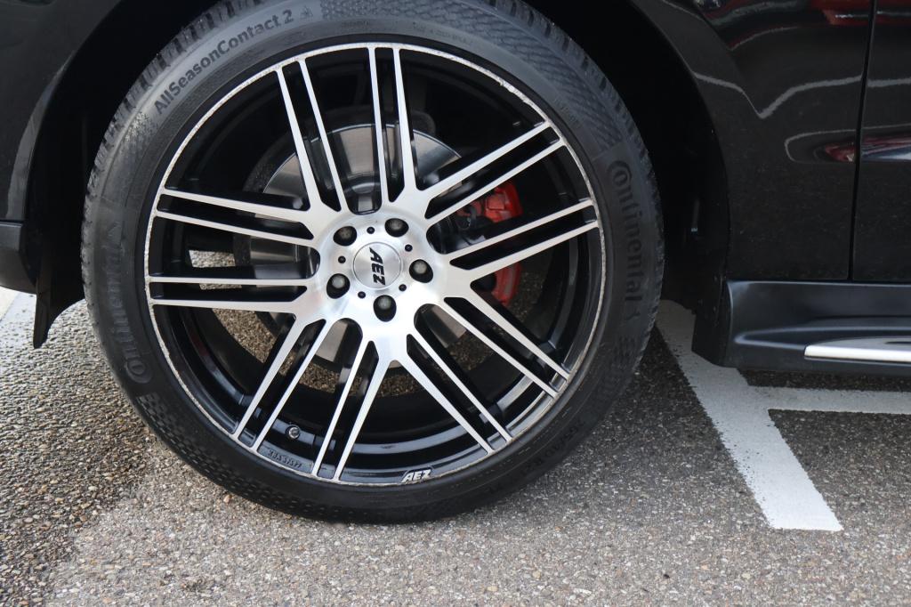 Mercedes-Benz ML-klasse 350 bluetec sport editon l schuif- kanteldak l keyl