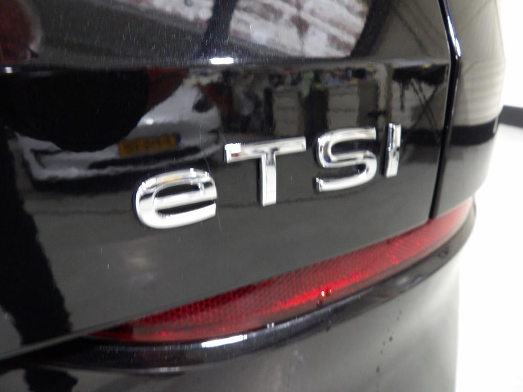 Volkswagen T-roc 1.5 etsi 85 kw style