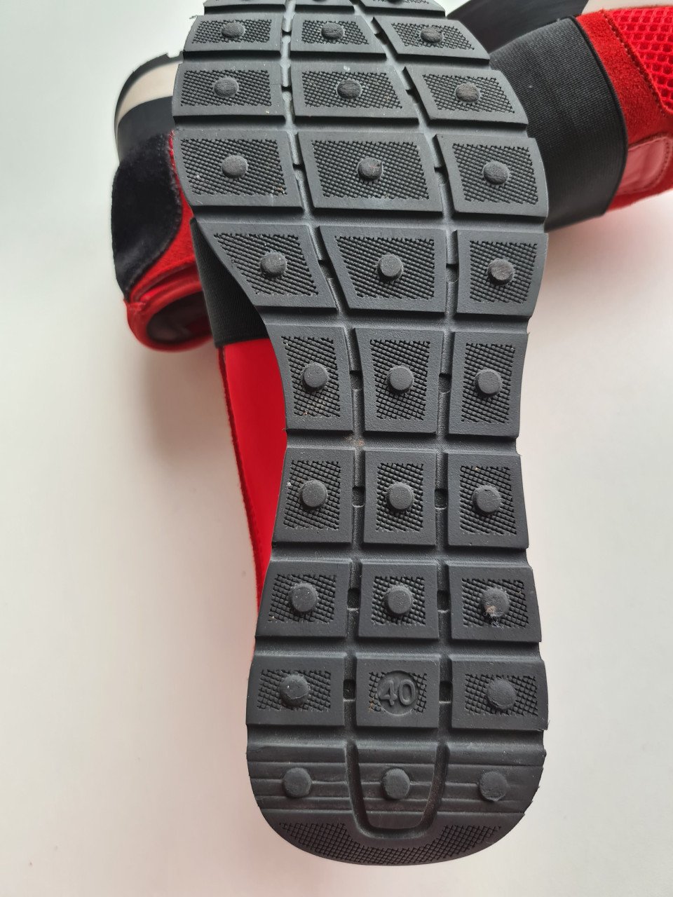 Nieuwe zwart , rode leren sneackers van Verton  Maat 40
