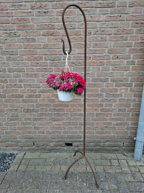 Gietijzeren plantenstandaard