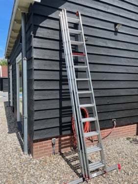Ladder, 3 delig werkhoogte 8,50 mtr.