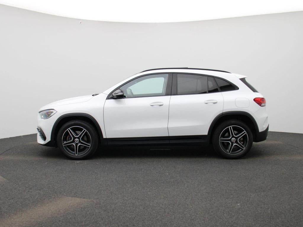 Mercedes-Benz Gla-klasse 250 e amg line premium plus | automaat | panorama 