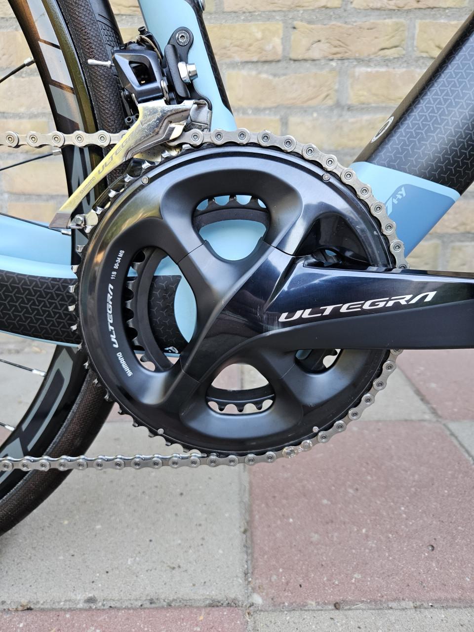 Wilier Cento1 Hybrid Carbon E-Road - Maat L - Ultegra - Accu 99%!