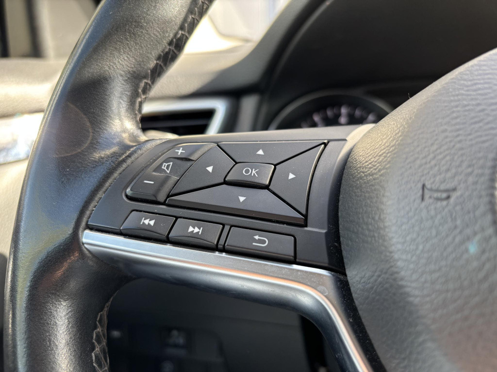 Nissan Qashqai 1.3 dig-t design edition | trekhaak | panoramadak | apple ca