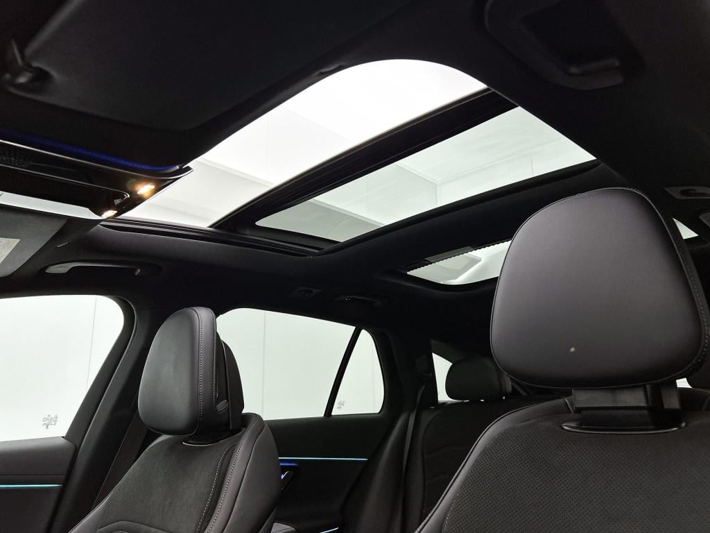 Mercedes-Benz E-Klasse estate 300 e amg plug-in hybride amg | night pakket 