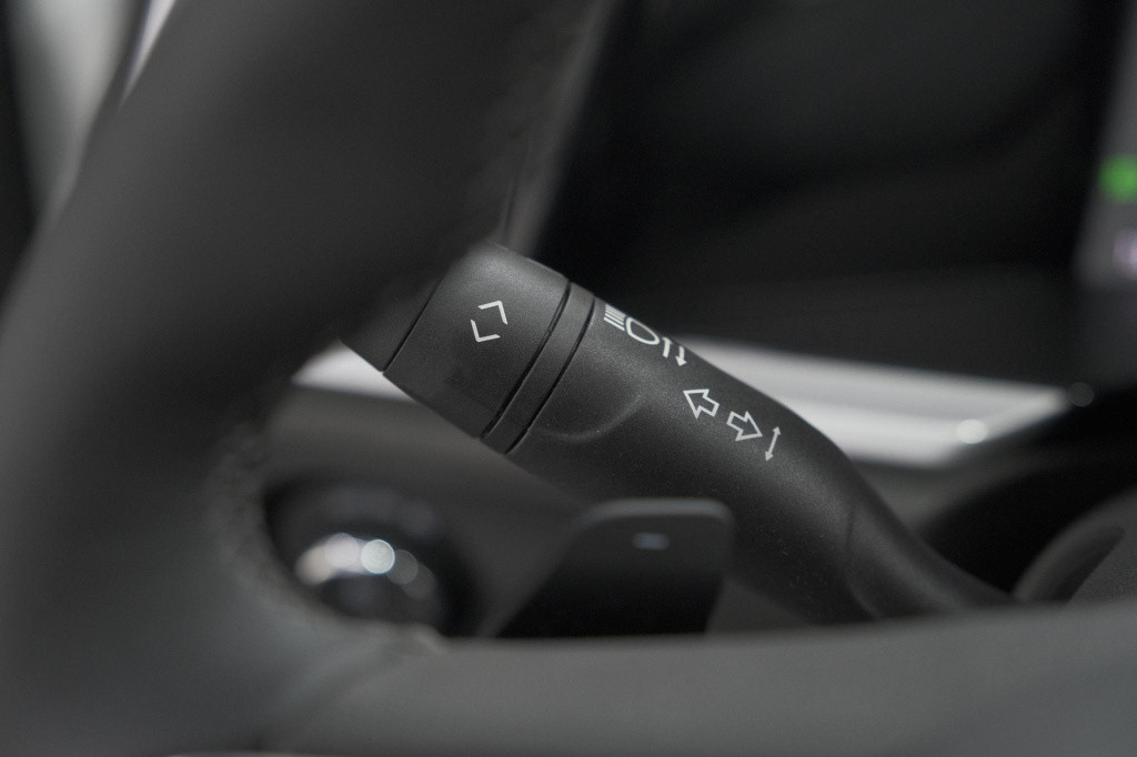 Opel Grandland turbo 130 at8 ultimate | camera | adaptieve cruise control |