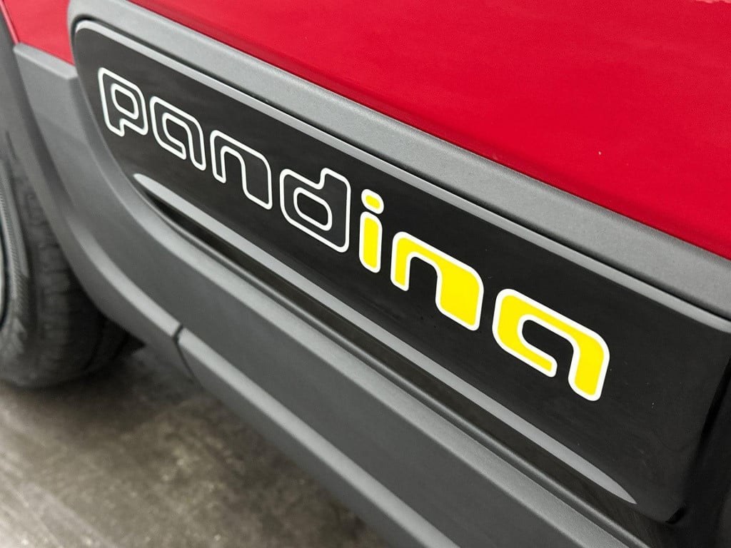 Fiat Panda 1.0 hybrid pandina | demonstratiemodel | uit voorraad leverbaar!