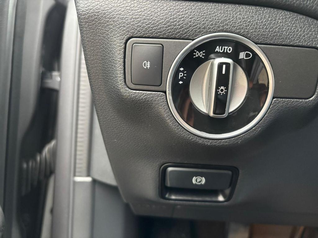 Mercedes-Benz Gla-klasse 180 122pk business solution, cruise control, elekt