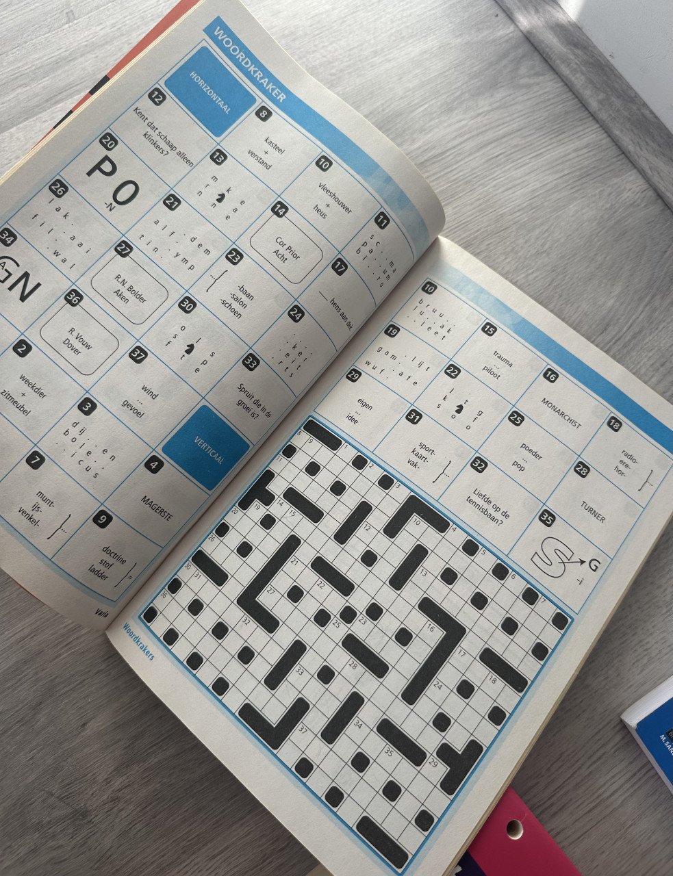 Vijf puzzelboekjes