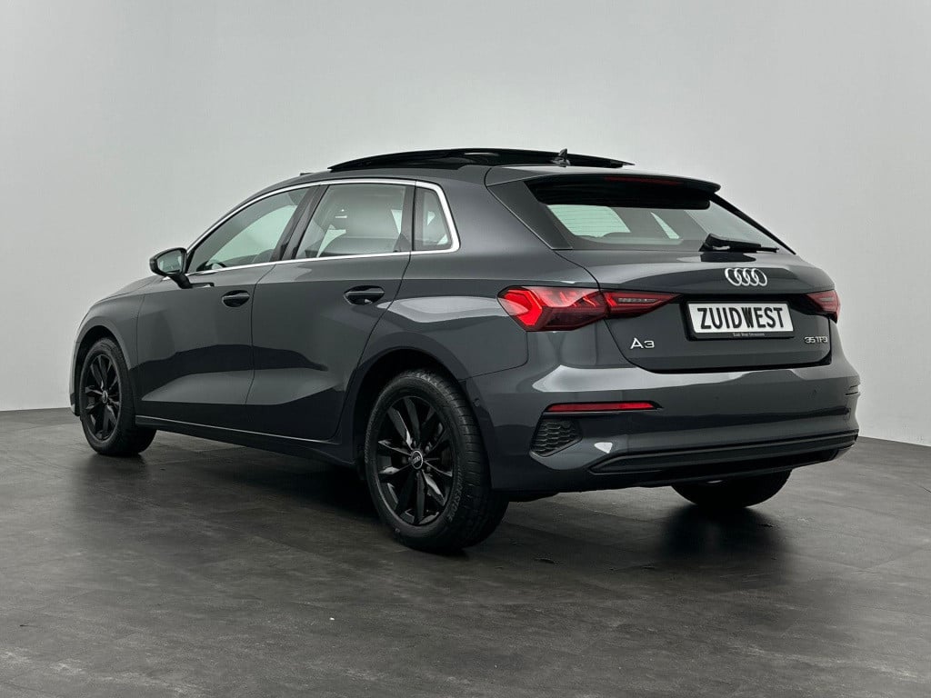 Audi A3 sportback 35 tfsi s-line pano matrix leder carplay