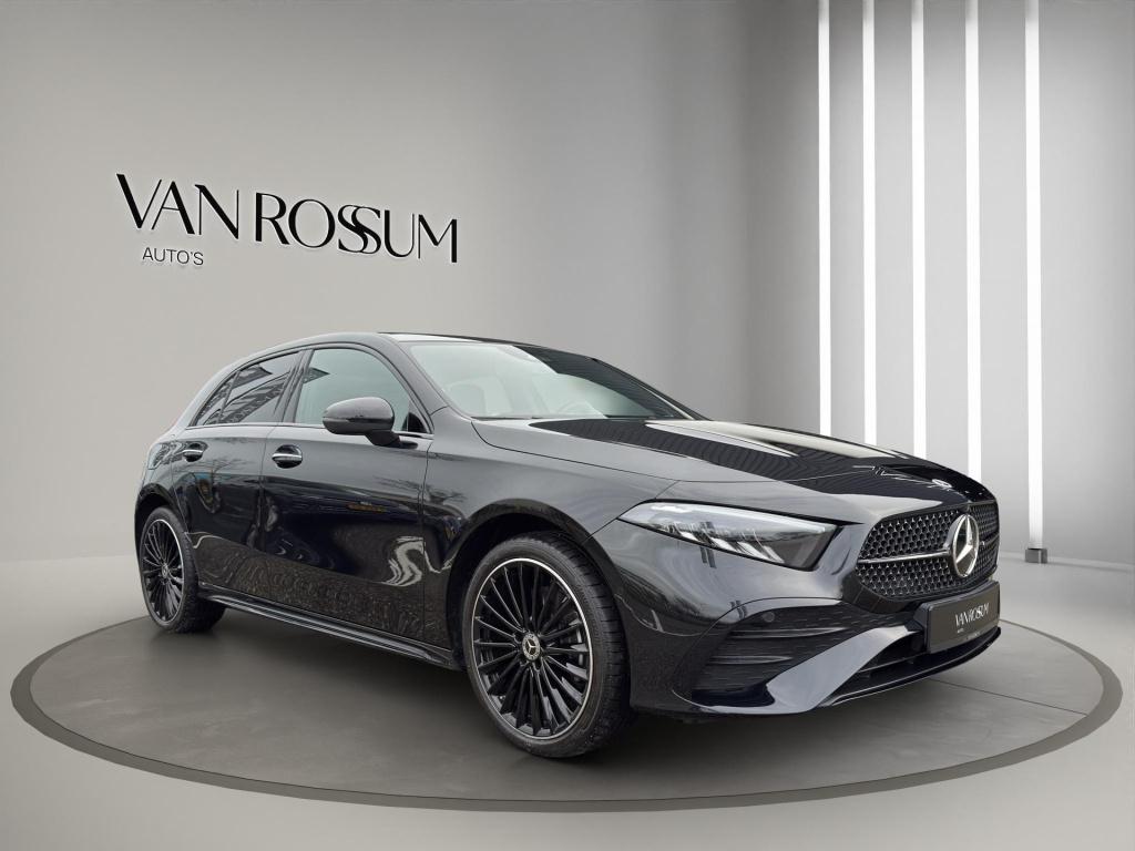 Mercedes-Benz A-Klasse 250 e amg line panoramadak | 19"velg | sfeer | elekt