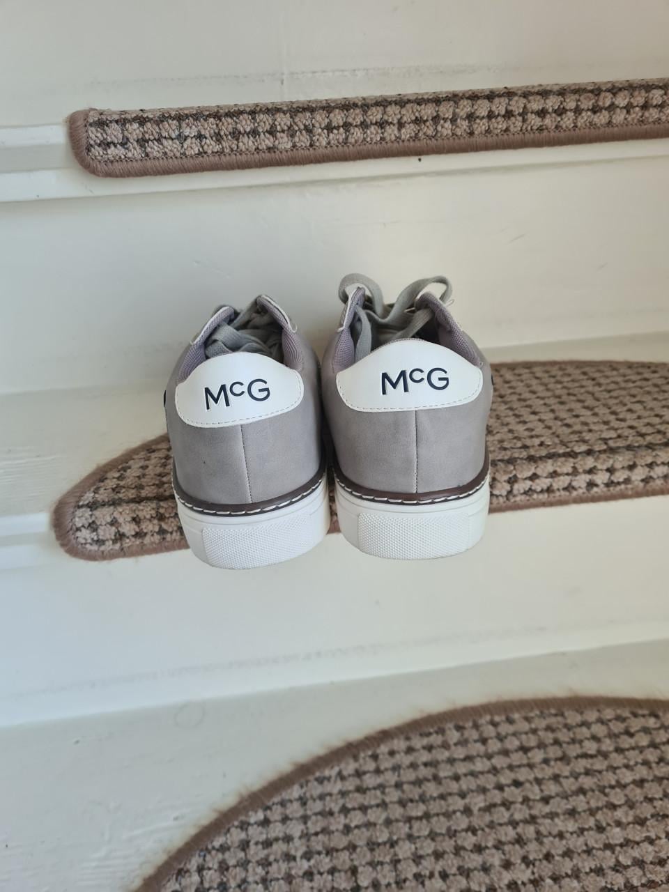 MG  herenschoenen maat 42