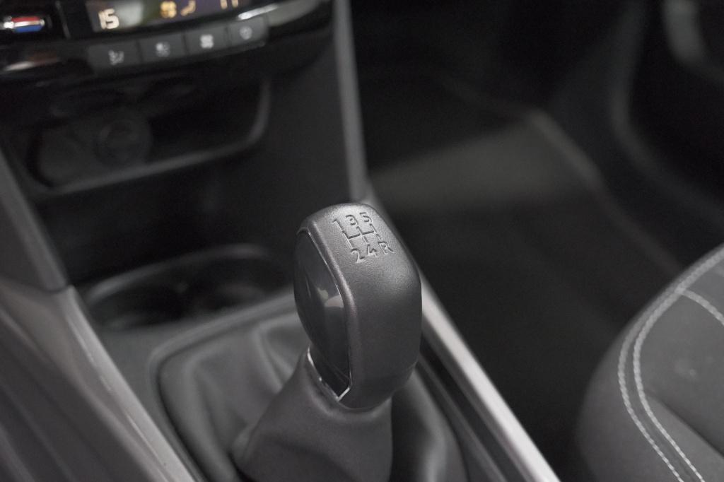 Peugeot 2008 puretech 82 active | lage km | trekhaak | navigatie | parkeers