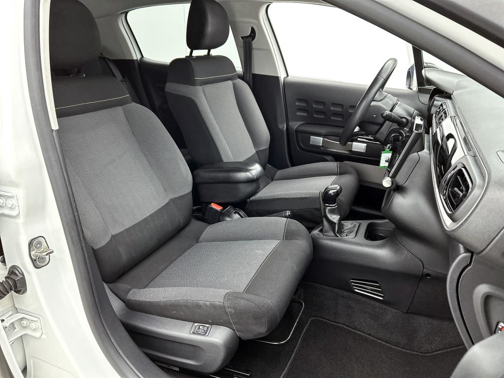 Citroen C3 82 pk shine | rijklaar | trekhaak | stoelverwarming | apple carp