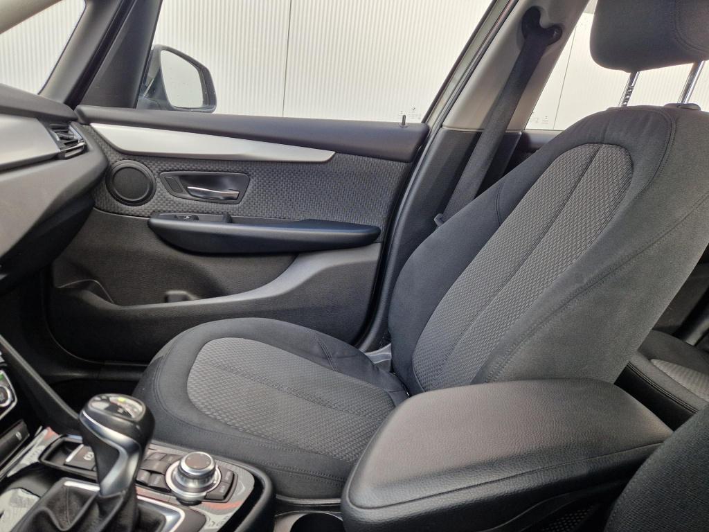 BMW 2-serie active tourer 218i essential