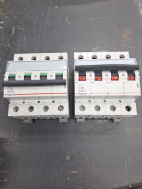 Installatieautomaat C16 viervoudig