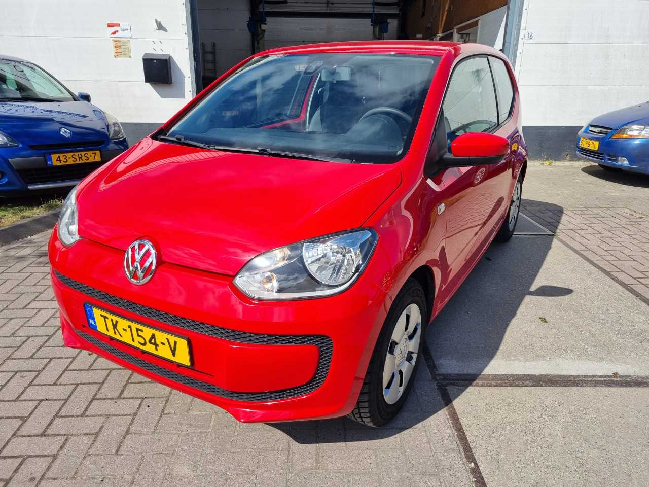 Volkswagen Up! 1.0 take up! BlueMotion | 121.259 KM | Cruise control!