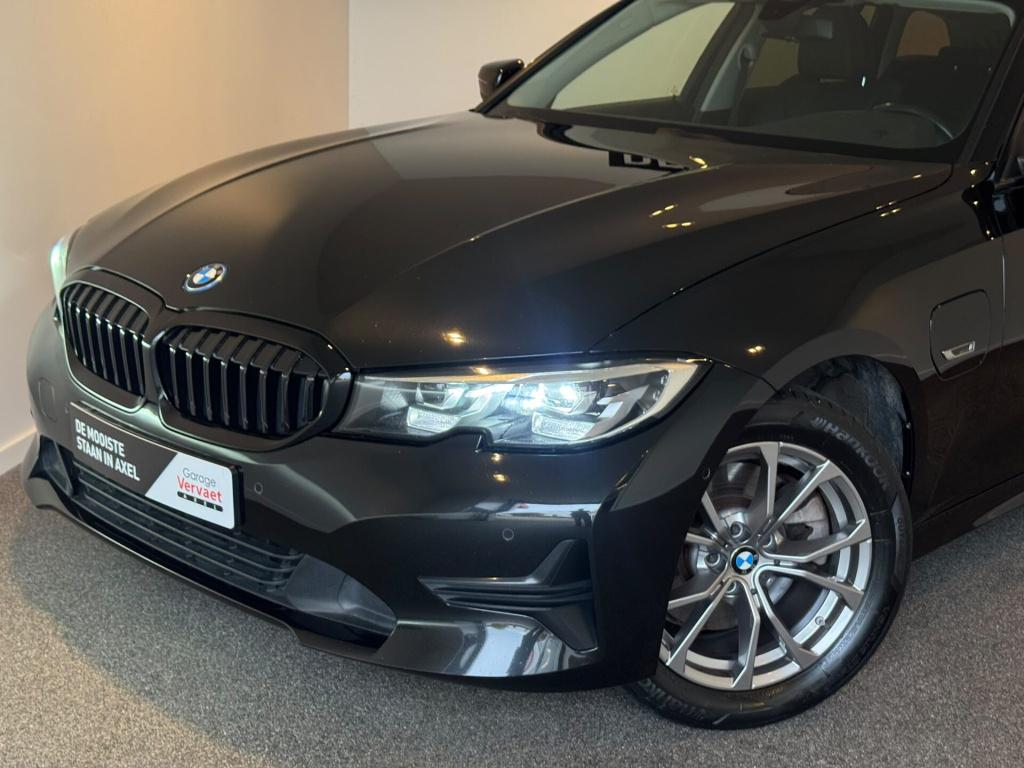 BMW 3-serie touring 320e high executive