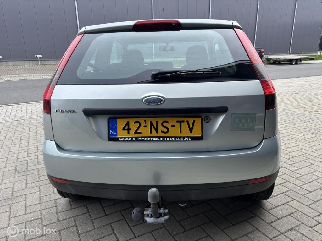 Ford Fiesta 1.4-16v ambiente